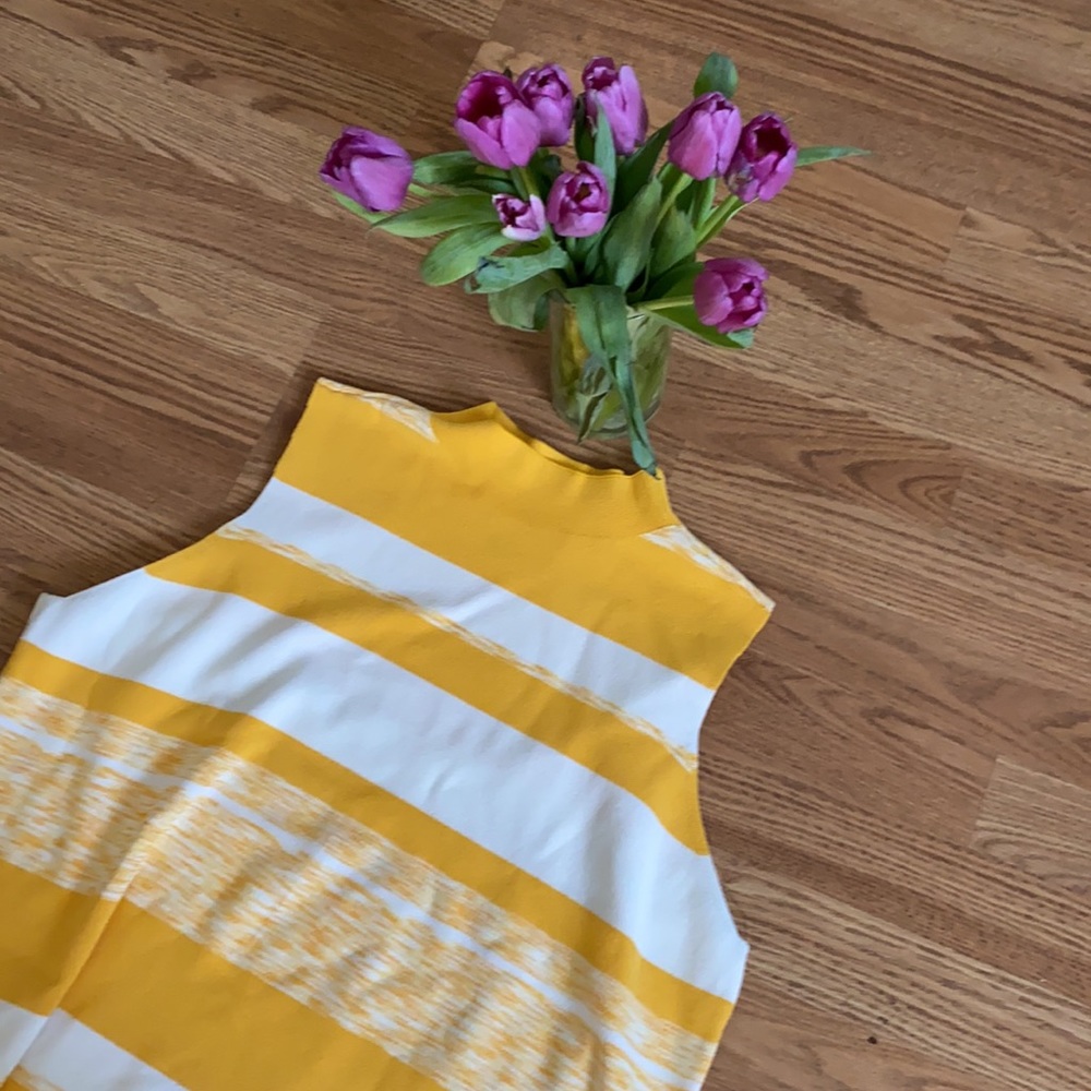 BNWT NineWest sleeveless yellow&white mock top XXL